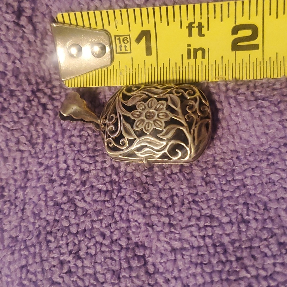 Sterling Silver Pendant - flower & scroll work